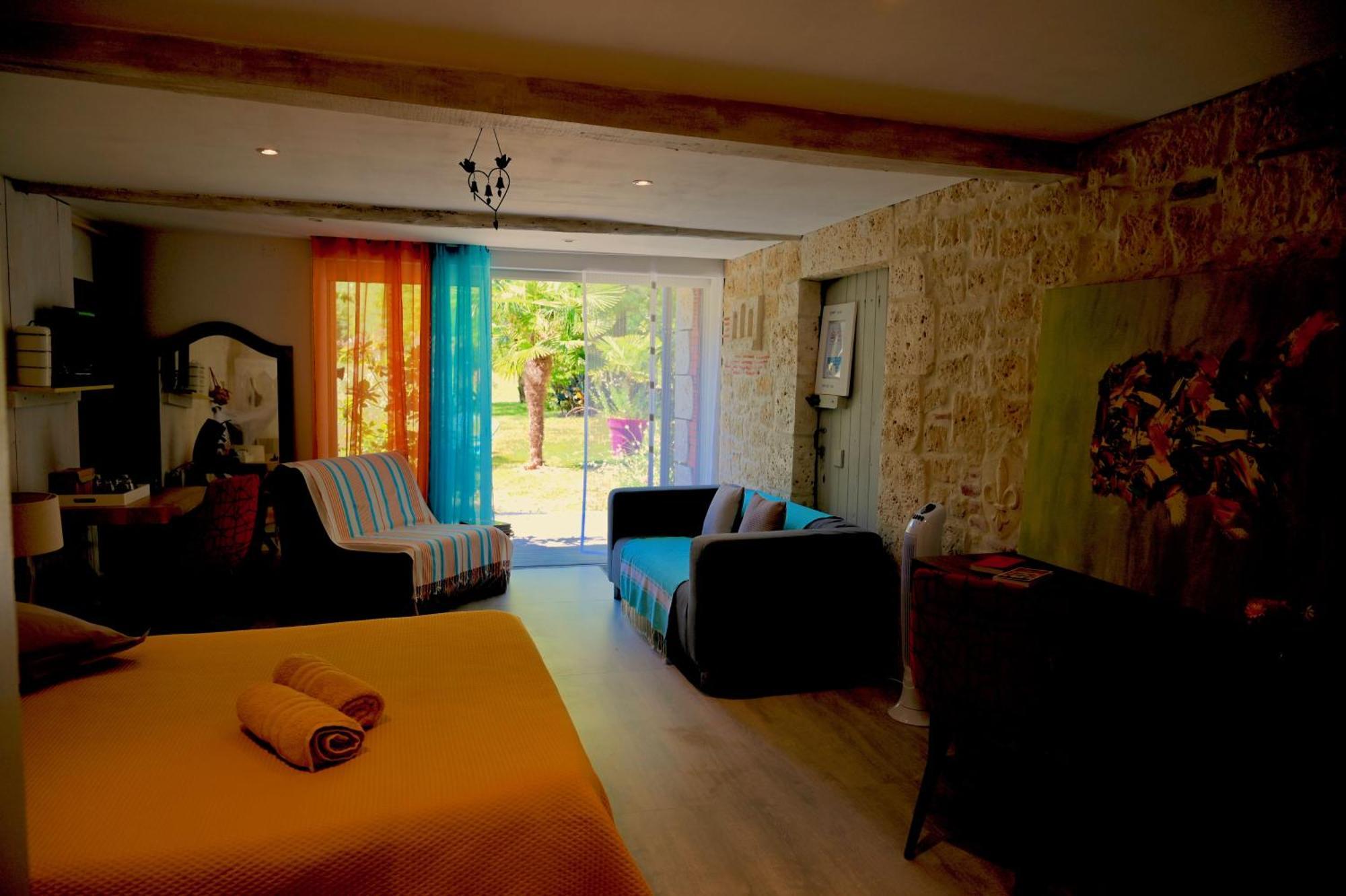 Country house Lacoste *